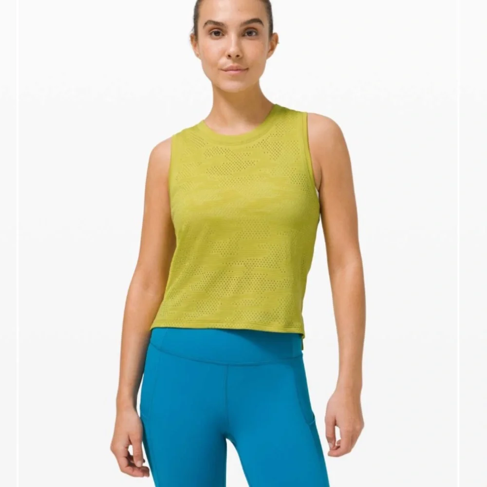 Lululemon Train to Be Tank *Camo - Picture 1 of 10